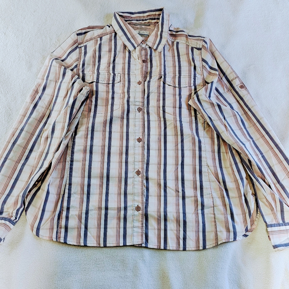 Columbia women's long sleeve button-up shirt, sz XL, pink/ purple plaid